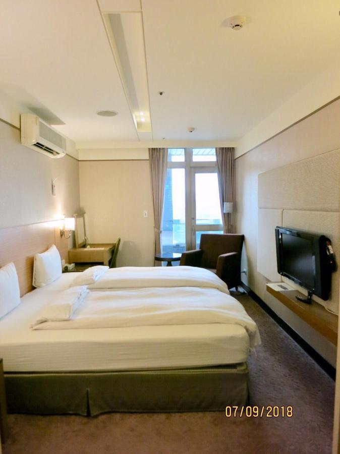 Rhine Inn Keelung Eksteriør billede