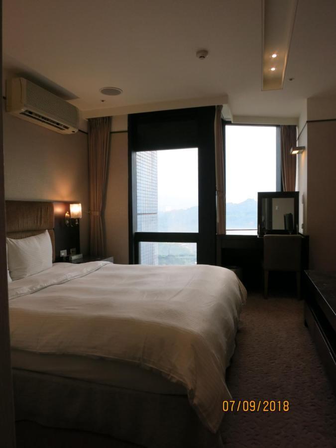 Rhine Inn Keelung Eksteriør billede